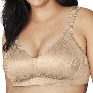 NEW Playtex Tan Wireless Lace Bra Comfortable Intimates Style 4745